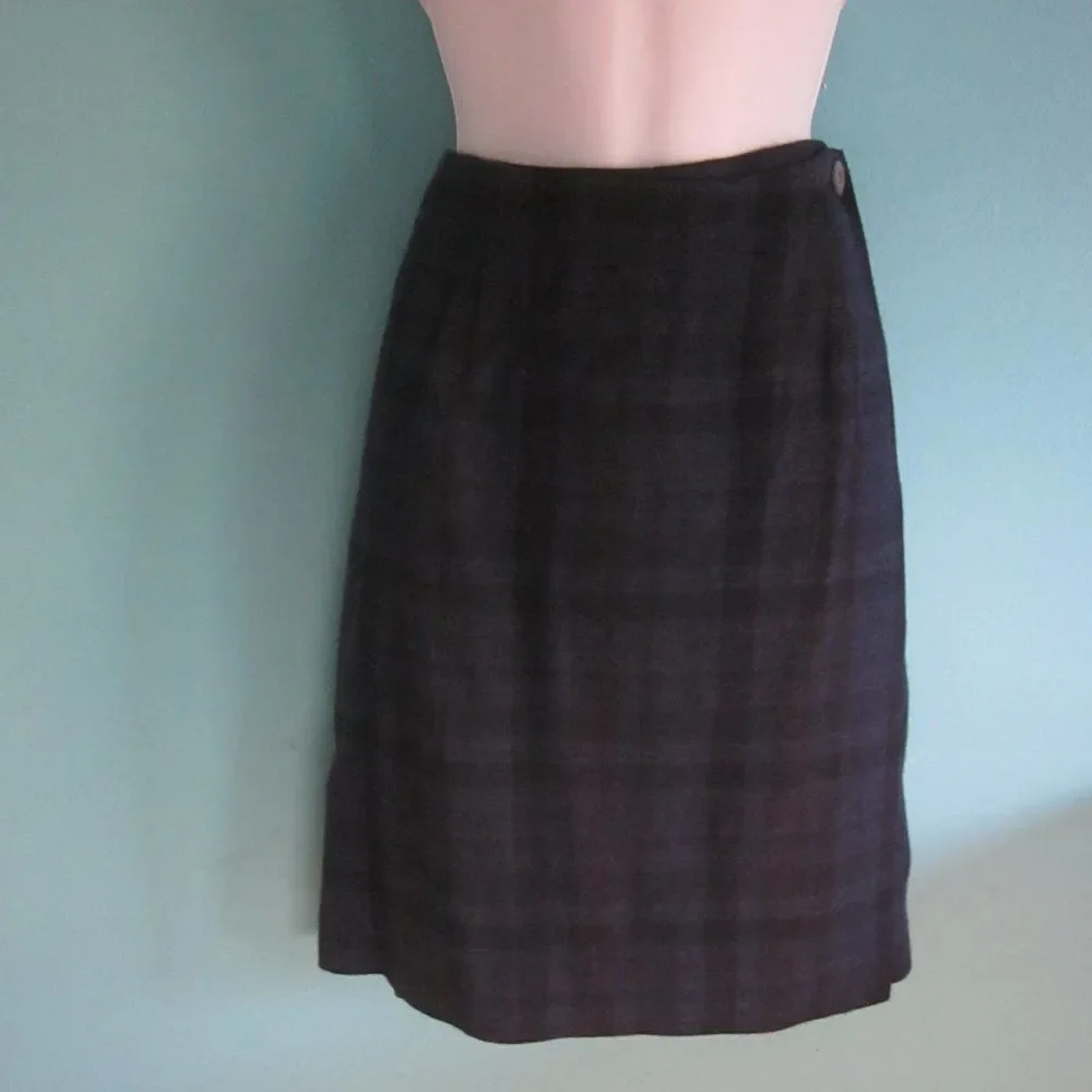 Talbots Blue Plaid Wool Skirt Womens Size 8 Wrap Style Vintage Skirt